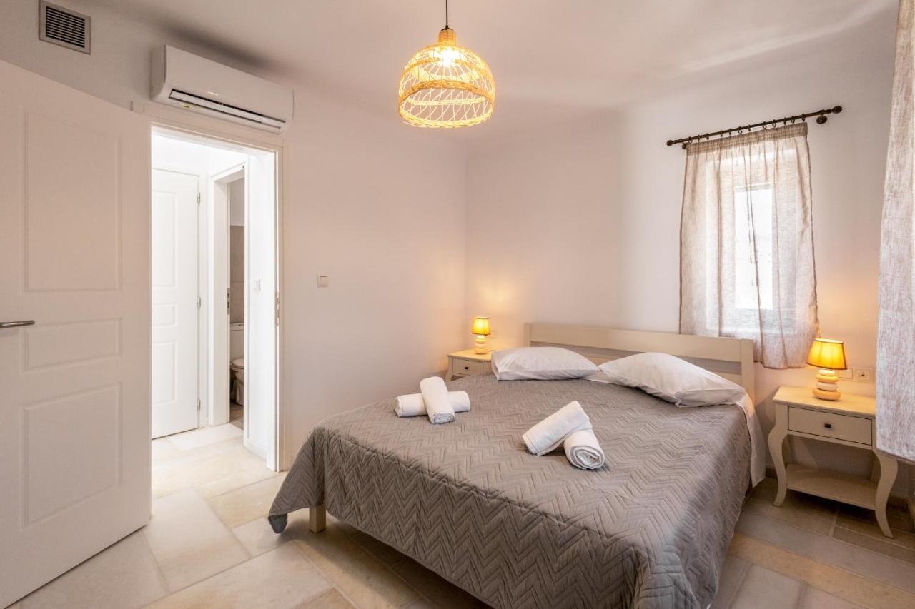 Villa Anneza Nikola Angairia ภายนอก รูปภาพ