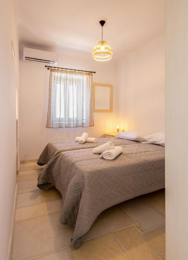 Villa Anneza Nikola Angairia ภายนอก รูปภาพ