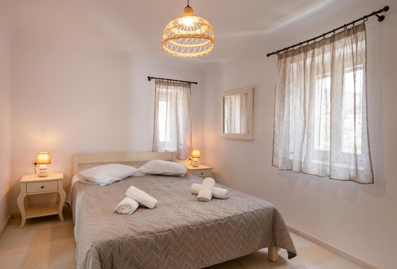 Villa Anneza Nikola Angairia ภายนอก รูปภาพ